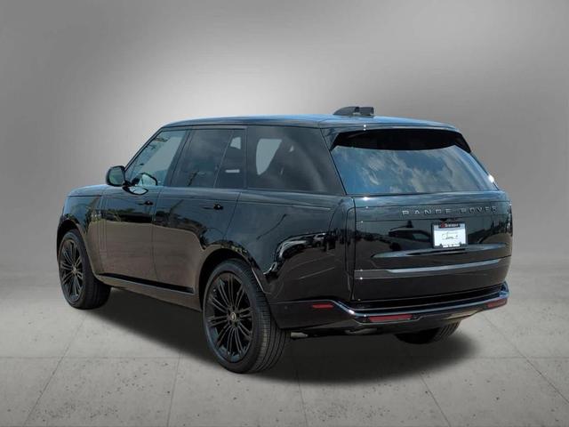 Photo of 2025 Santorini Black Land Rover Range Rover