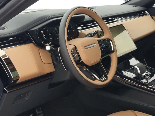 Photo of 2025 Carpathian Grey Land Rover Range Rover Sport