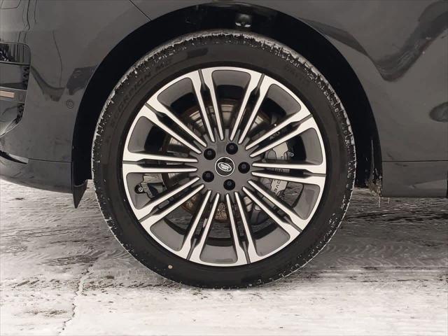 Photo of 2025 Carpathian Grey Land Rover Range Rover Sport