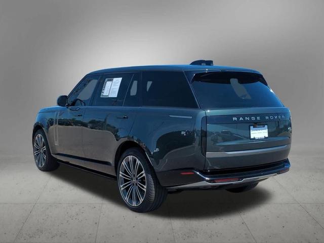 Photo of 2023 Belgravia Green Land Rover Range Rover