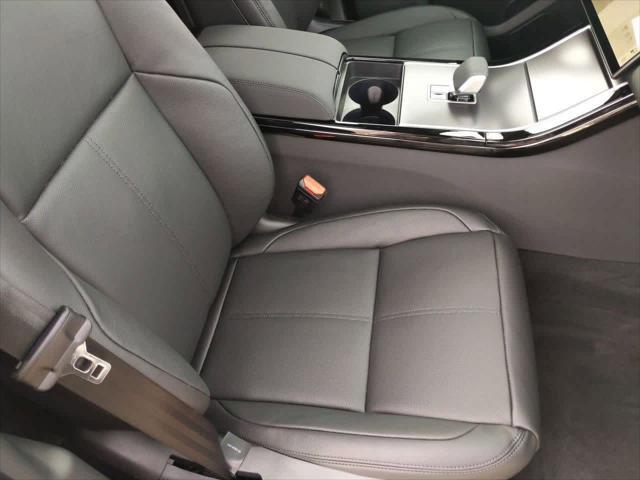 Photo of 2026 Fuji White Land Rover Range Rover Velar
