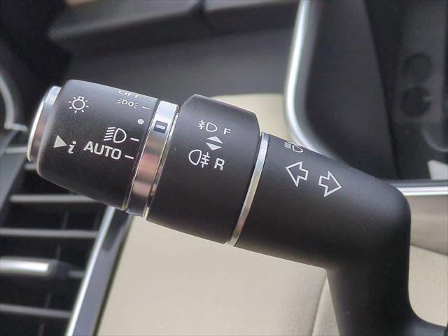 Photo of 2022 Santorini Black Land Rover Range Rover Sport
