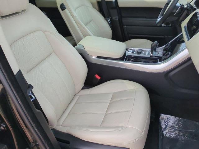 Photo of 2022 Santorini Black Land Rover Range Rover Sport