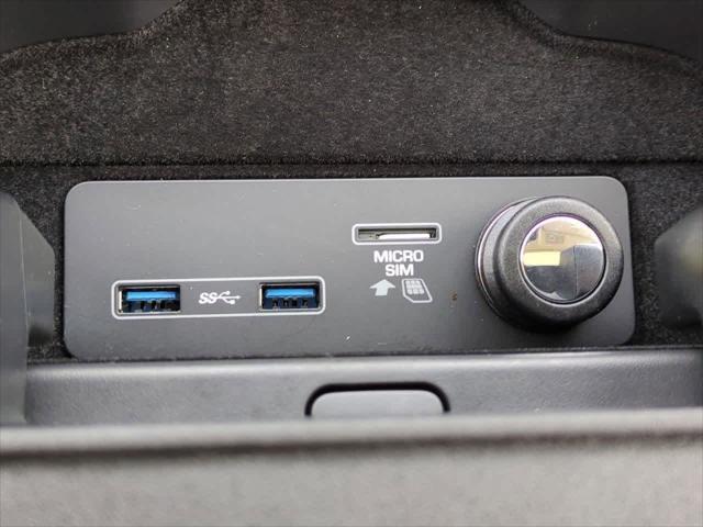 Photo of 2022 Santorini Black Land Rover Range Rover Sport