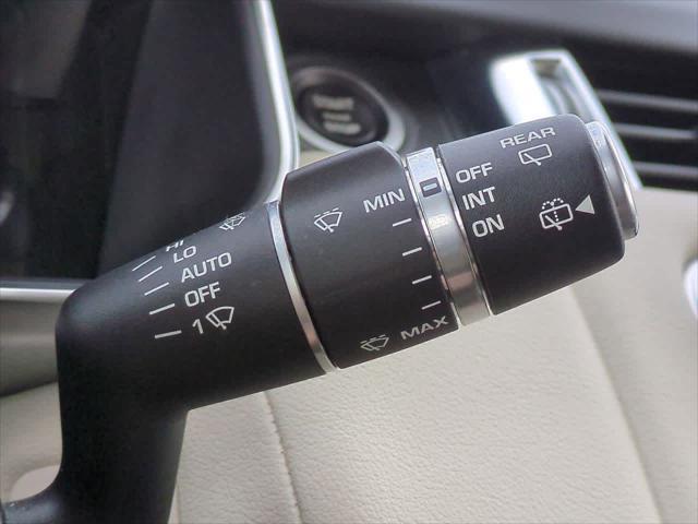 Photo of 2022 Santorini Black Land Rover Range Rover Sport