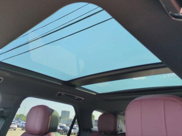 Photo of 2025 Santorini Black Land Rover Range Rover Sport