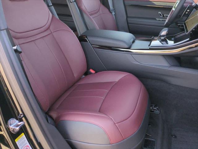 Photo of 2025 Santorini Black Land Rover Range Rover Sport
