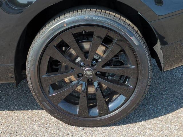 Photo of 2025 Santorini Black Land Rover Range Rover Sport