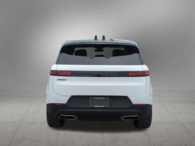 Photo of 2024 White Land Rover Range Rover Sport