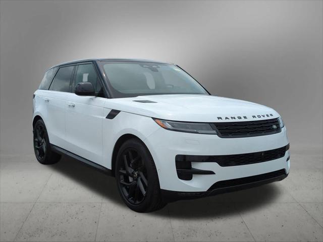 Photo of 2024 White Land Rover Range Rover Sport