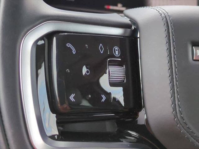 Photo of 2024 White Land Rover Range Rover Sport