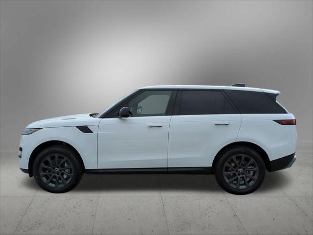 Photo of 2025 Fuji White Land Rover Range Rover Sport