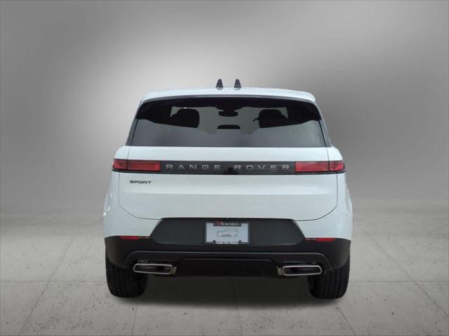 Photo of 2025 Fuji White Land Rover Range Rover Sport