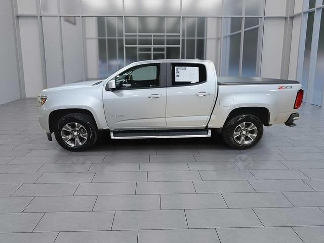 Photo of 2016 Silver Ice Metallic Chevrolet Colorado