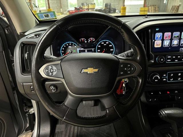 Photo of 2016 Silver Ice Metallic Chevrolet Colorado