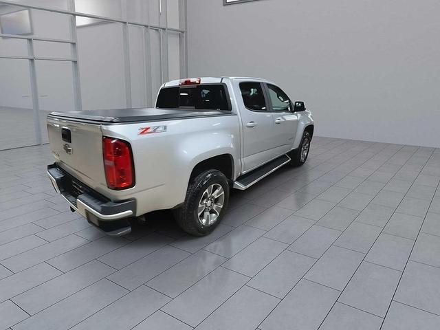 Photo of 2016 Silver Ice Metallic Chevrolet Colorado