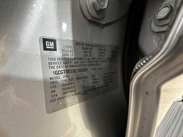 Photo of 2016 Silver Ice Metallic Chevrolet Colorado