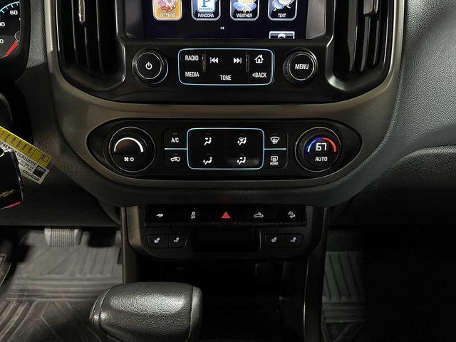 Photo of 2016 Silver Ice Metallic Chevrolet Colorado