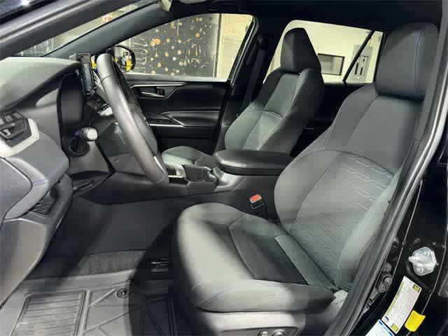 Photo of 2022 Midnight Black Metallic Toyota RAV4 Hybrid