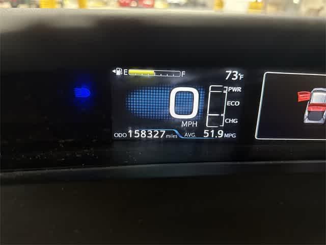 Photo of 2017 Blizzard Pearl Toyota Prius