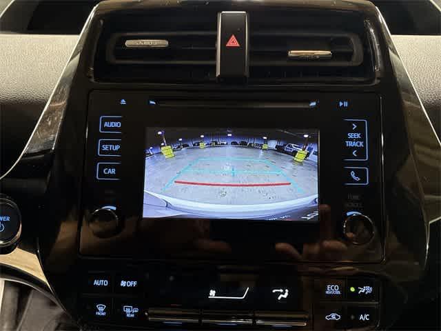 Photo of 2017 Blizzard Pearl Toyota Prius