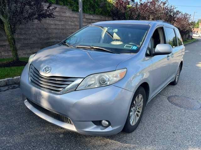 2011 Toyota Sienna