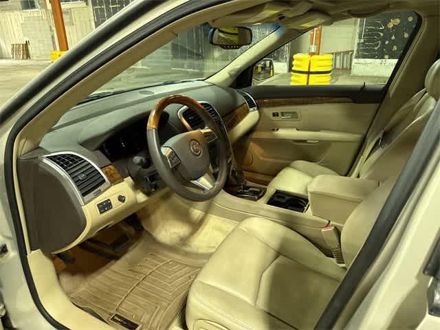 Photo of 2009 Gold Mist Cadillac SRX