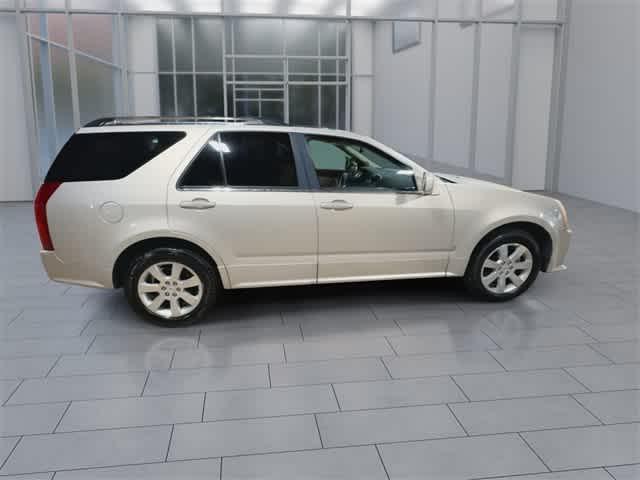 Photo of 2009 Gold Mist Cadillac SRX