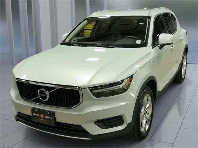 2022 Volvo XC40