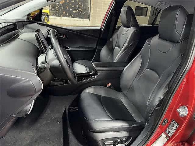 Photo of 2022 Supersonic Red Toyota Prius Prime