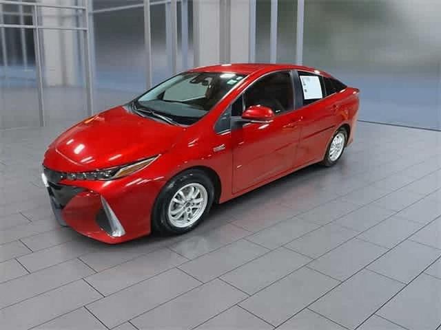 Photo of 2022 Supersonic Red Toyota Prius Prime