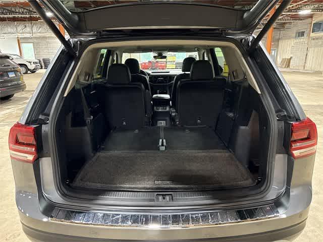 Photo of 2019 Platinum Gray Metallic Volkswagen Atlas