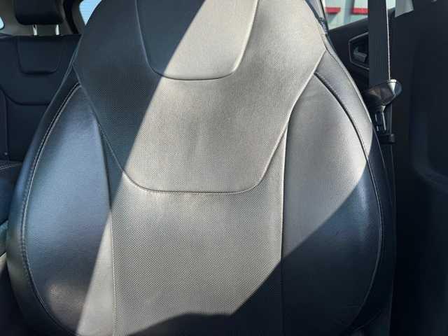 Photo of 2017 Magnetic Metallic Ford Edge