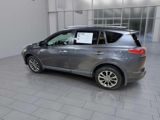 Photo of 2018 Magnetic Gray Metallic Toyota RAV4