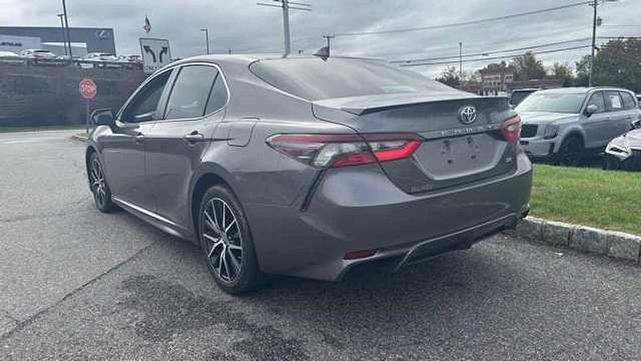 Photo of 2023 Predawn Gray Mica Toyota Camry