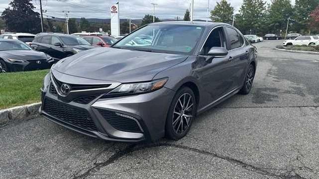 Photo of 2023 Predawn Gray Mica Toyota Camry
