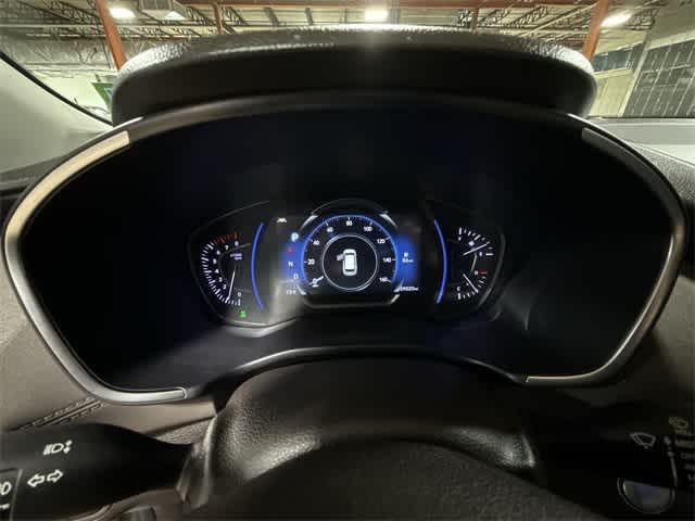 Photo of 2020 Shimmering Silver Pearl Hyundai SANTA FE