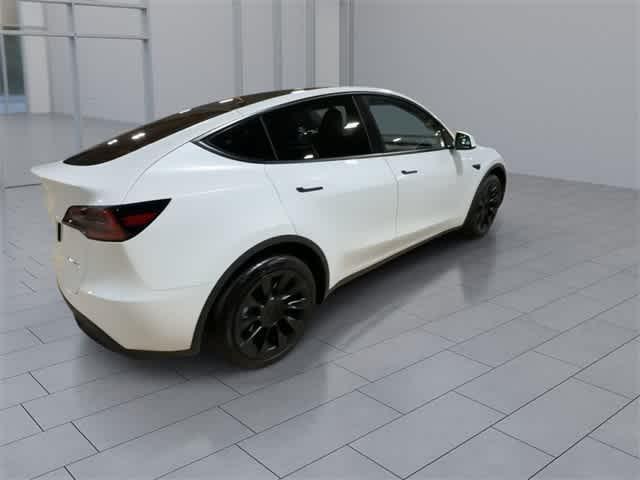 Photo of 2023 Pearl White Multi-Coat Tesla Model Y