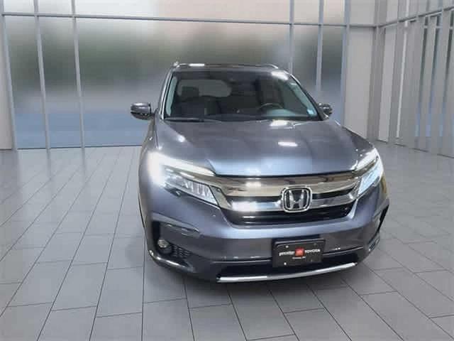 Photo of 2019 Modern Steel Metallic Honda Pilot