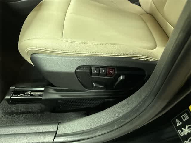 Photo of 2020 Black Sapphire Metallic BMW X1
