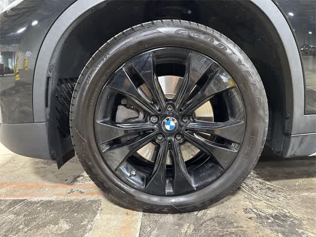 Photo of 2020 Black Sapphire Metallic BMW X1