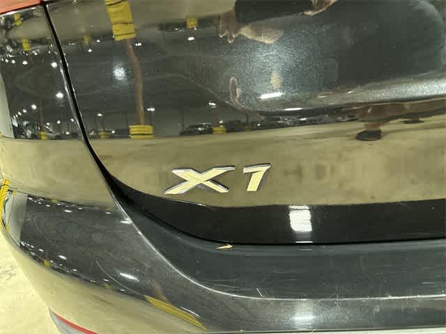 Photo of 2020 Black Sapphire Metallic BMW X1