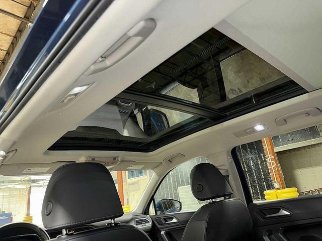 Photo of 2020 Silk Blue Metallic Volkswagen Tiguan