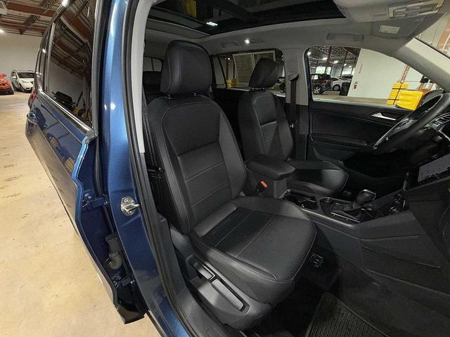 Photo of 2020 Silk Blue Metallic Volkswagen Tiguan