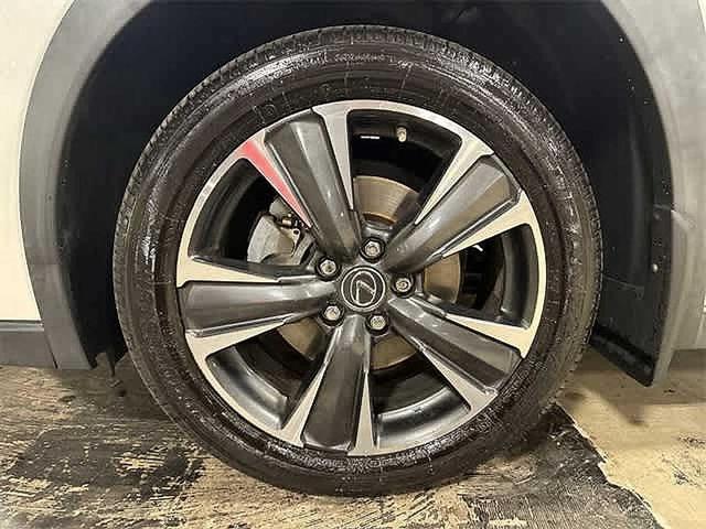 Photo of 2020 Eminent White Pearl Lexus UX 200
