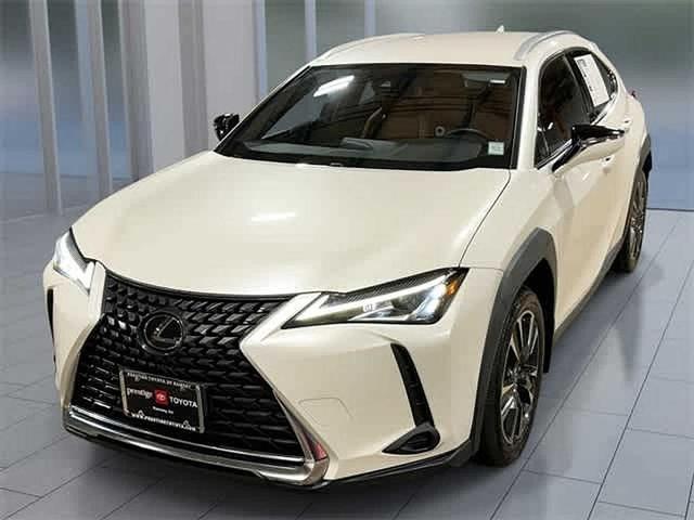 Photo of 2020 Eminent White Pearl Lexus UX 200