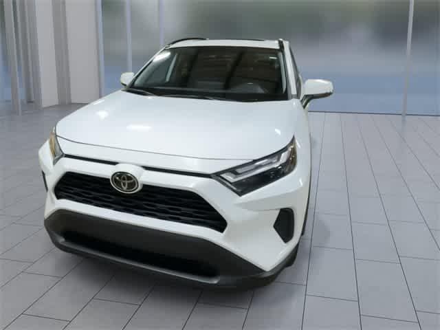 Photo of 2022 White Toyota RAV4