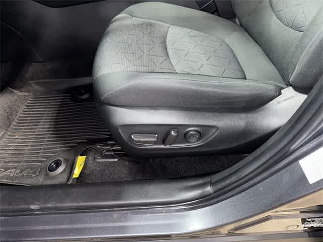 Photo of 2022 Magnetic Gray Metallic Toyota RAV4 Hybrid