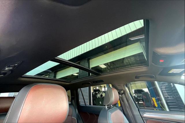 Photo of 2022 Deep Black Volkswagen Tiguan