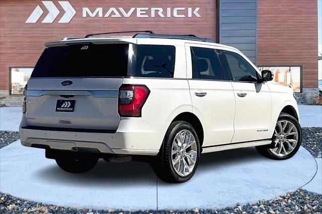 Photo of 2019 White Platinum Ford Expedition